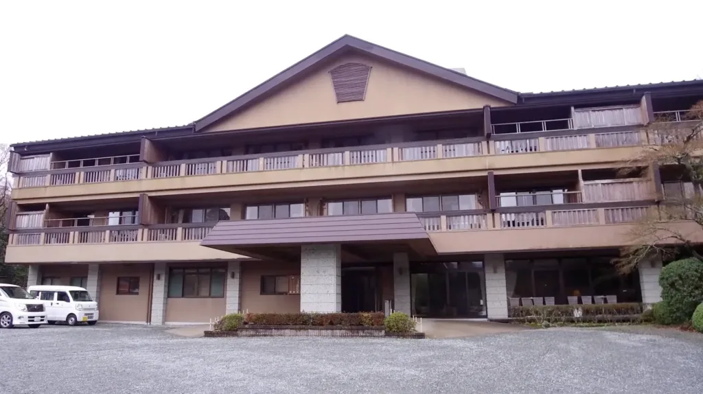 #10 仙石原を見下ろす創業150年の宿