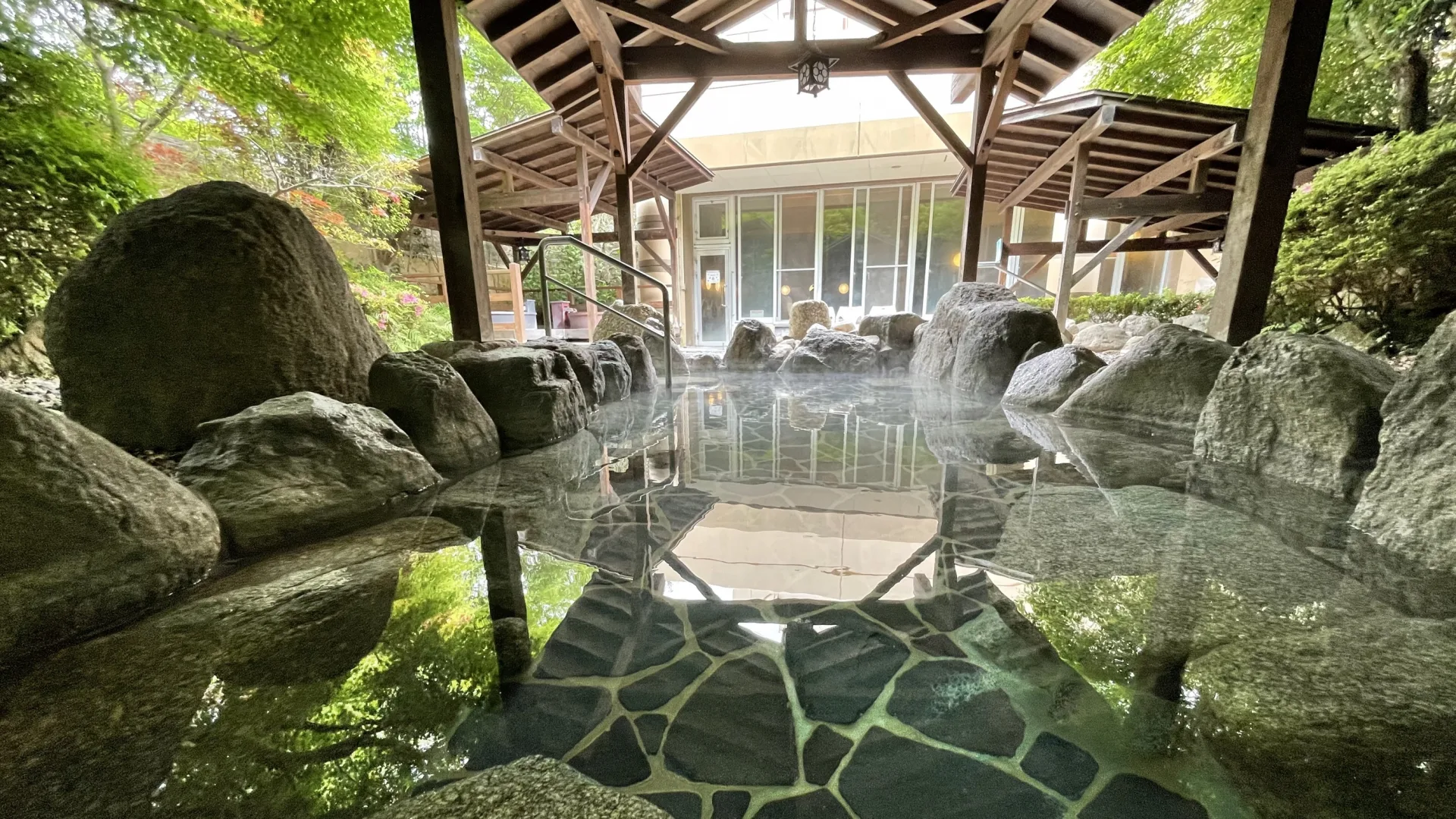 北九州の温泉旅をたくらむ