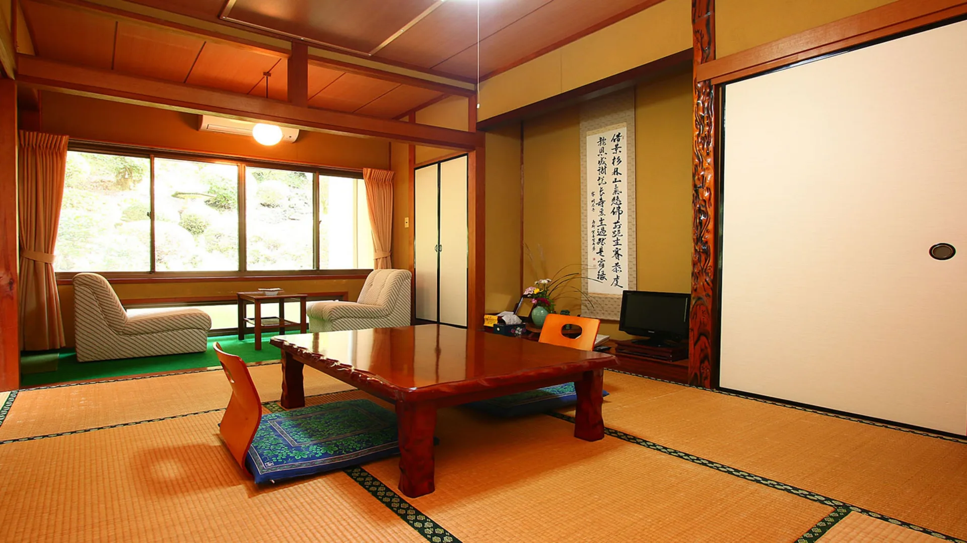 寺とオレと、読経の朝。