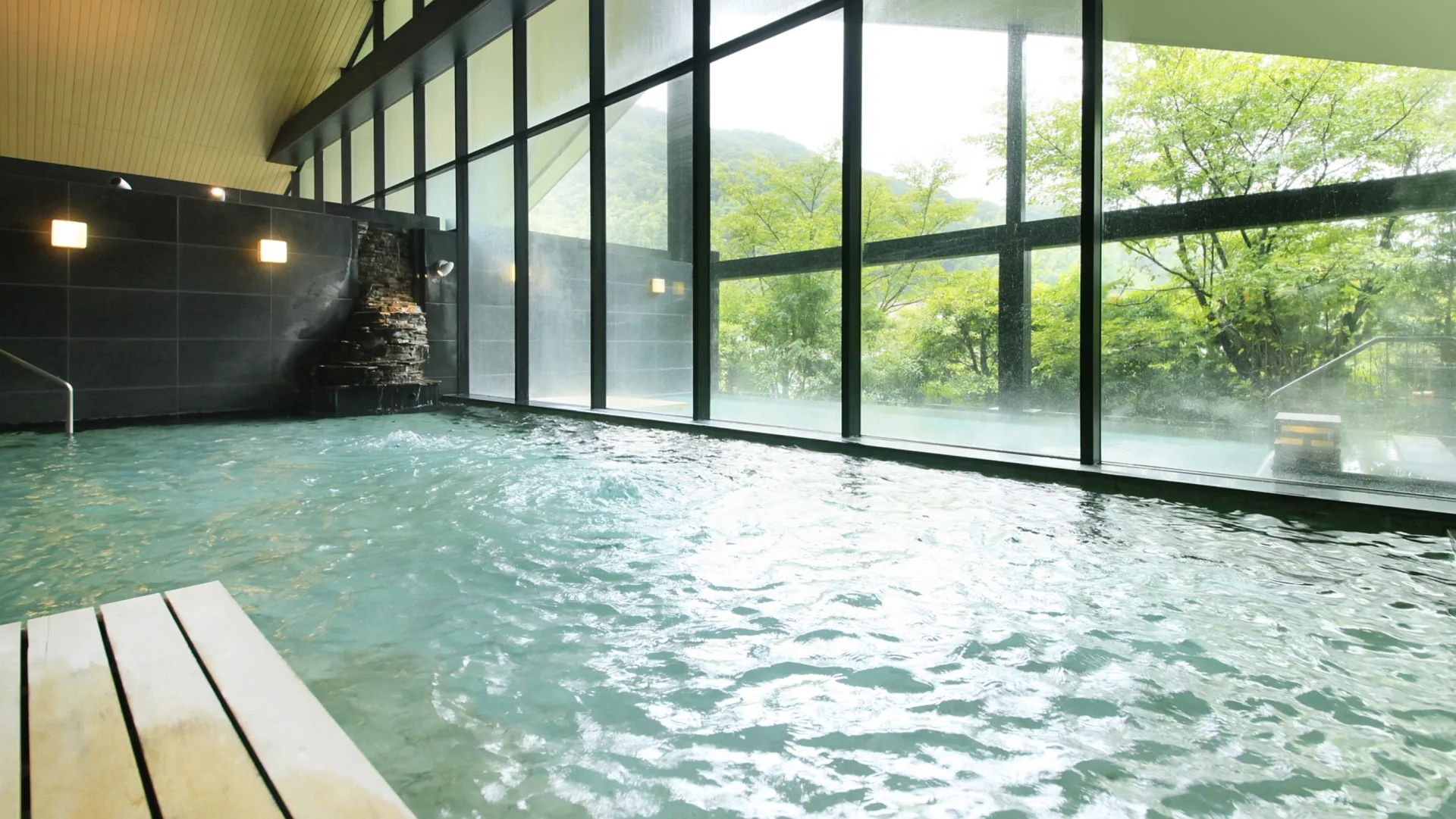 庭園と相玉の湯でほどける