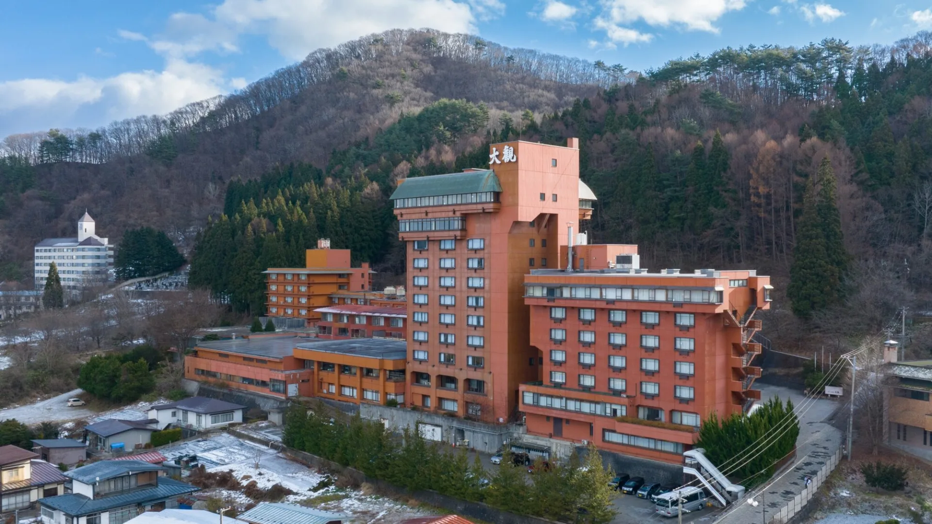 つなぎ温泉、岩手山。